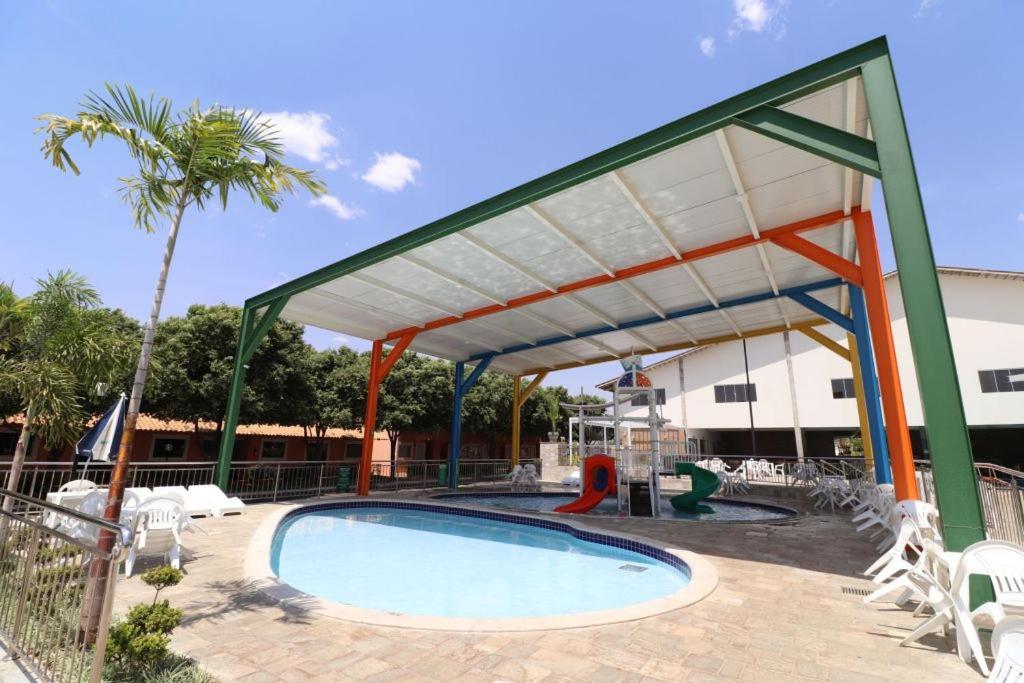 Cd Diroma Fiori Apartment Caldas Novas Exterior photo